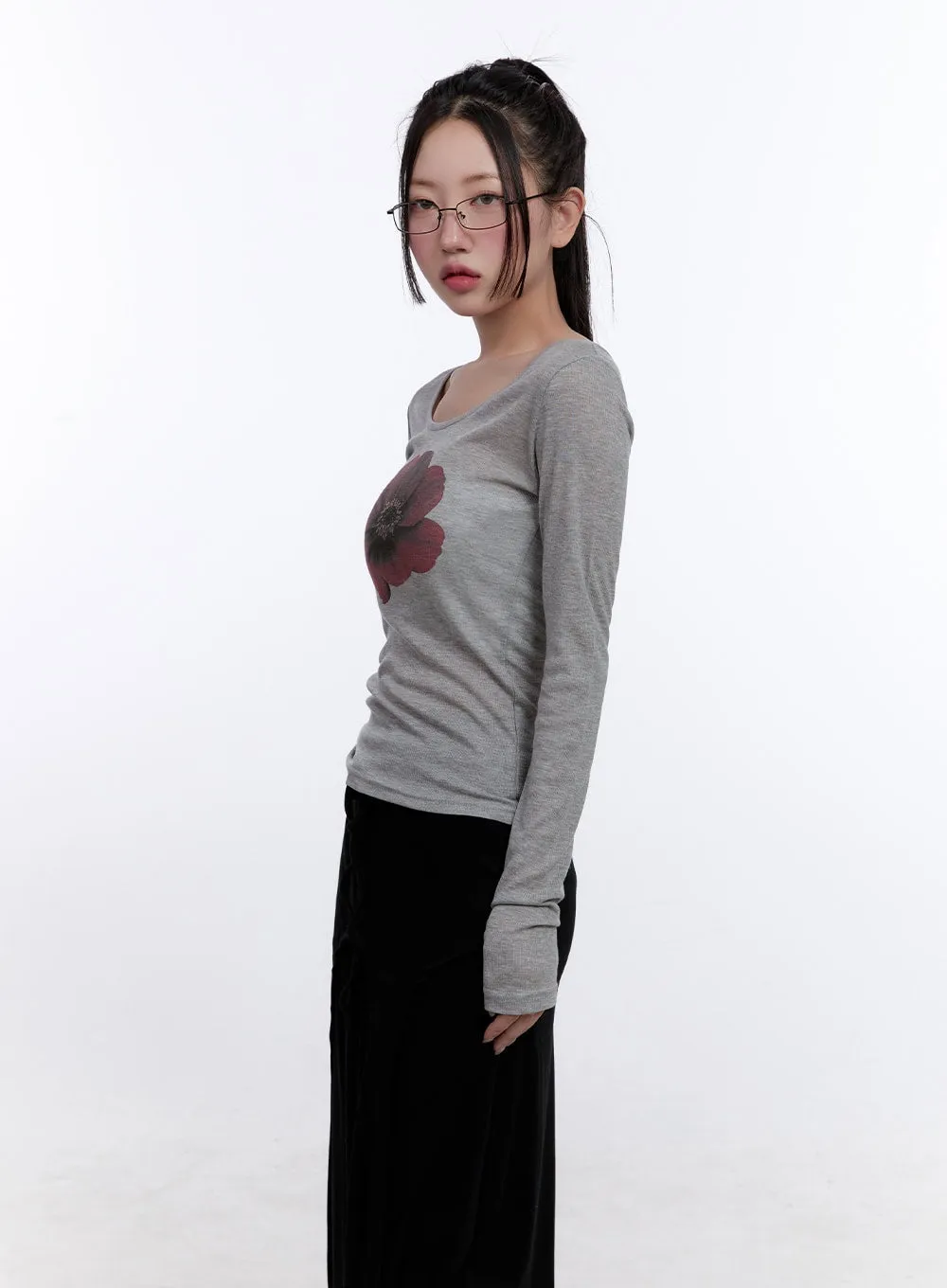 Floral Graphic Slim-Fit Top CJ511