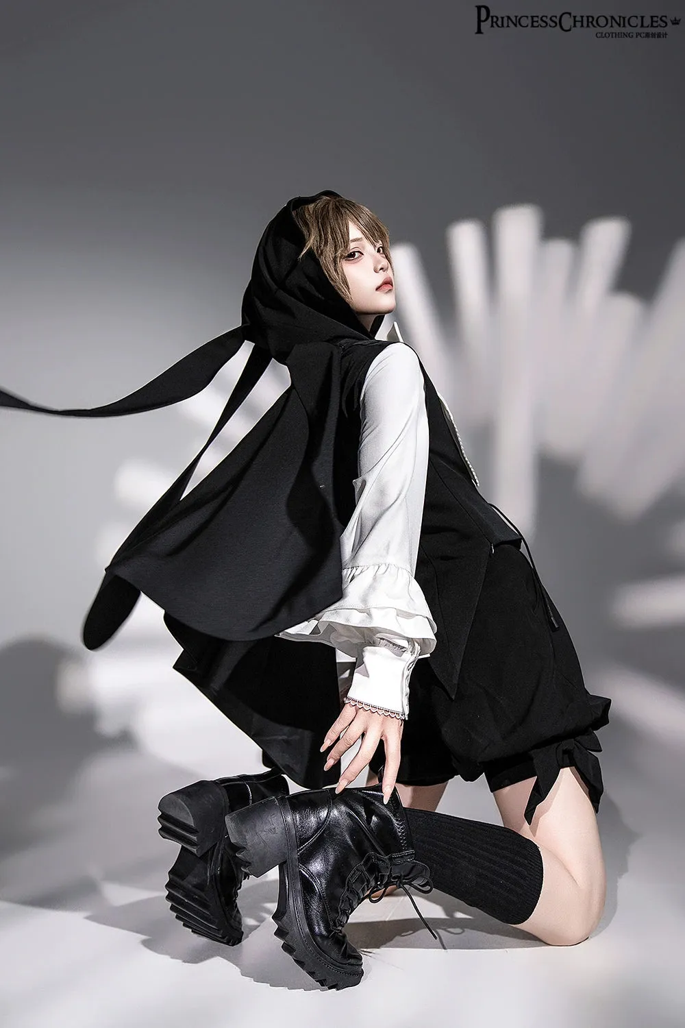 Princess Chronicles~Rabbit Feather~Black Ouji Lolita Vest Shorts Suit Prince Cloak Set