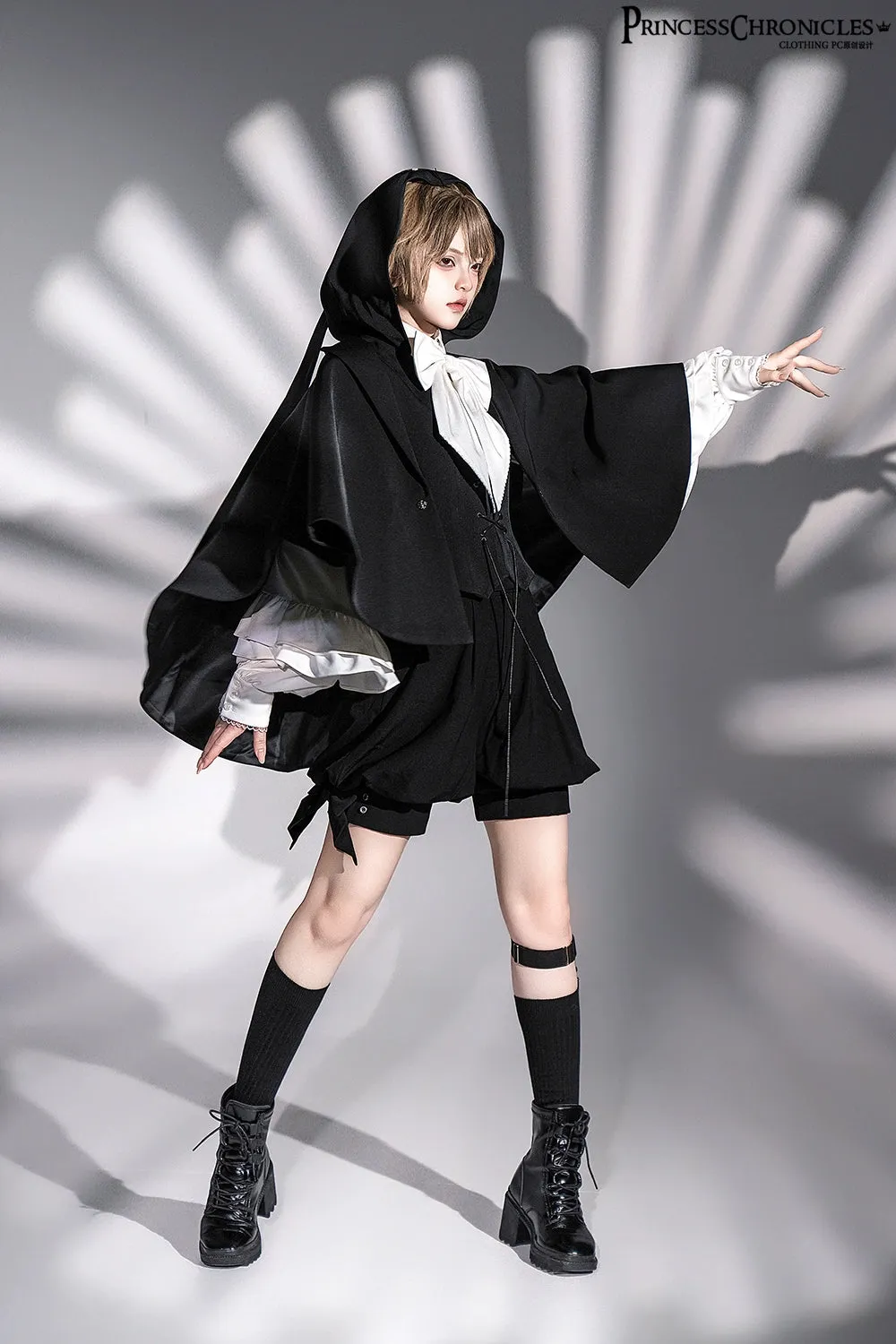 Princess Chronicles~Rabbit Feather~Black Ouji Lolita Vest Shorts Suit Prince Cloak Set