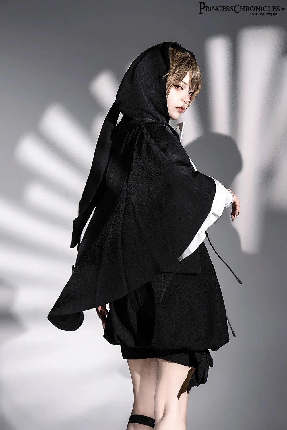 Princess Chronicles~Rabbit Feather~Black Ouji Lolita Vest Shorts Suit Prince Cloak Set