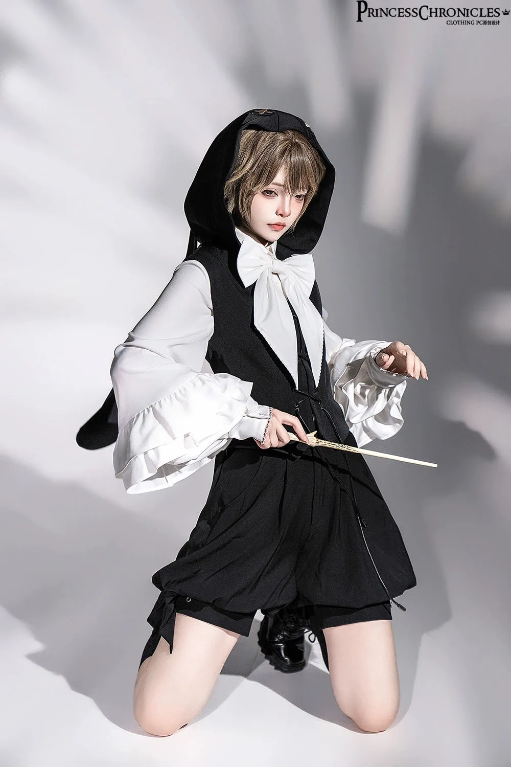Princess Chronicles~Rabbit Feather~Black Ouji Lolita Vest Shorts Suit Prince Cloak Set