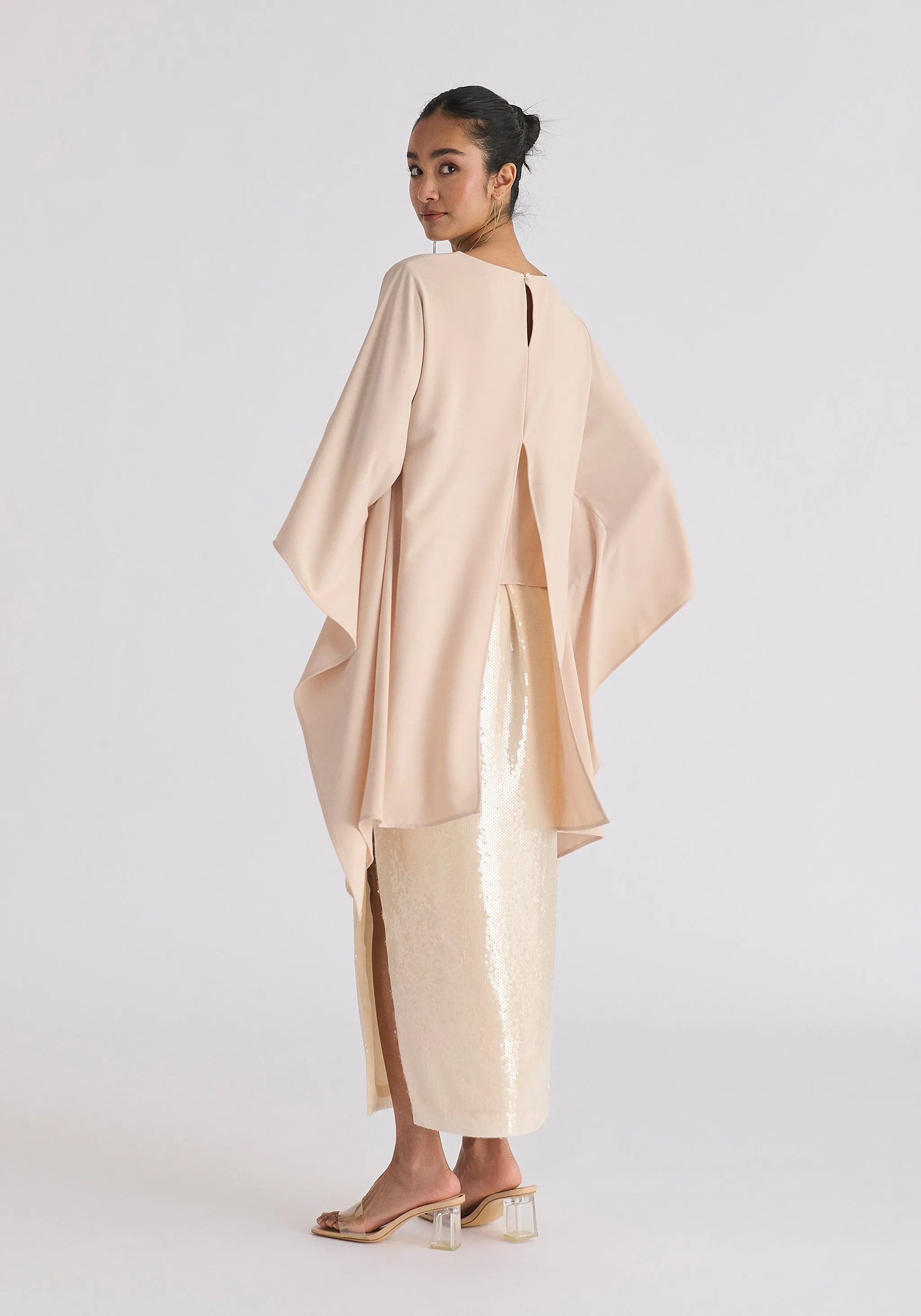 Round Neck Cape Top