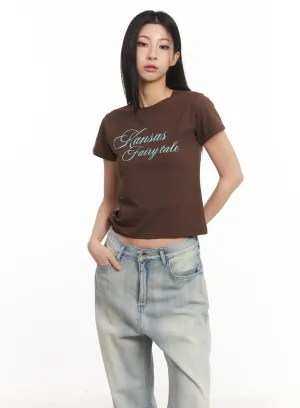Slim-Fit Cropped Graphic Tee CA514