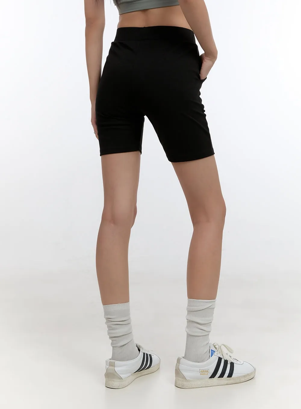Slim Fit Solid Active Shorts CO431
